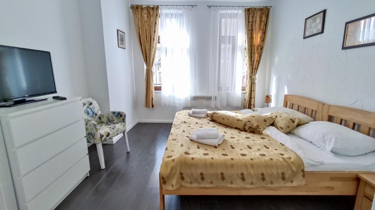 Apartments Protin Sokak Sarajevo Esterno foto